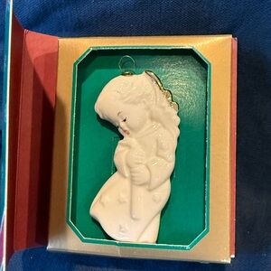 Goebel Hummel Christmas Ornament Heavenly Angel #139 New